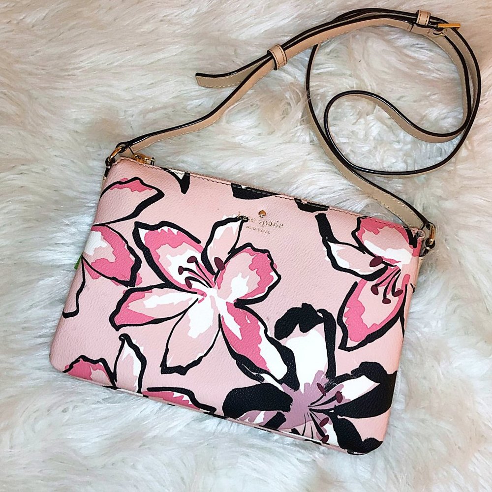 SOLD! LIMITED EDITION Kate Spade Carolyn Crossbody - Picture 2 of 7